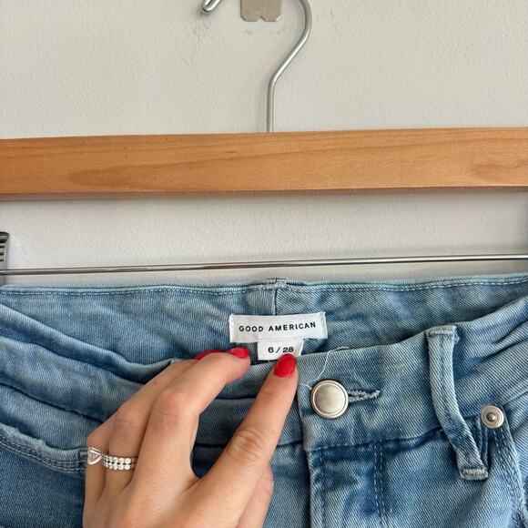 Good American Good Legs Raw Hem Crop Flare Jeans Indigo 6/28 - Picture 5 of 7